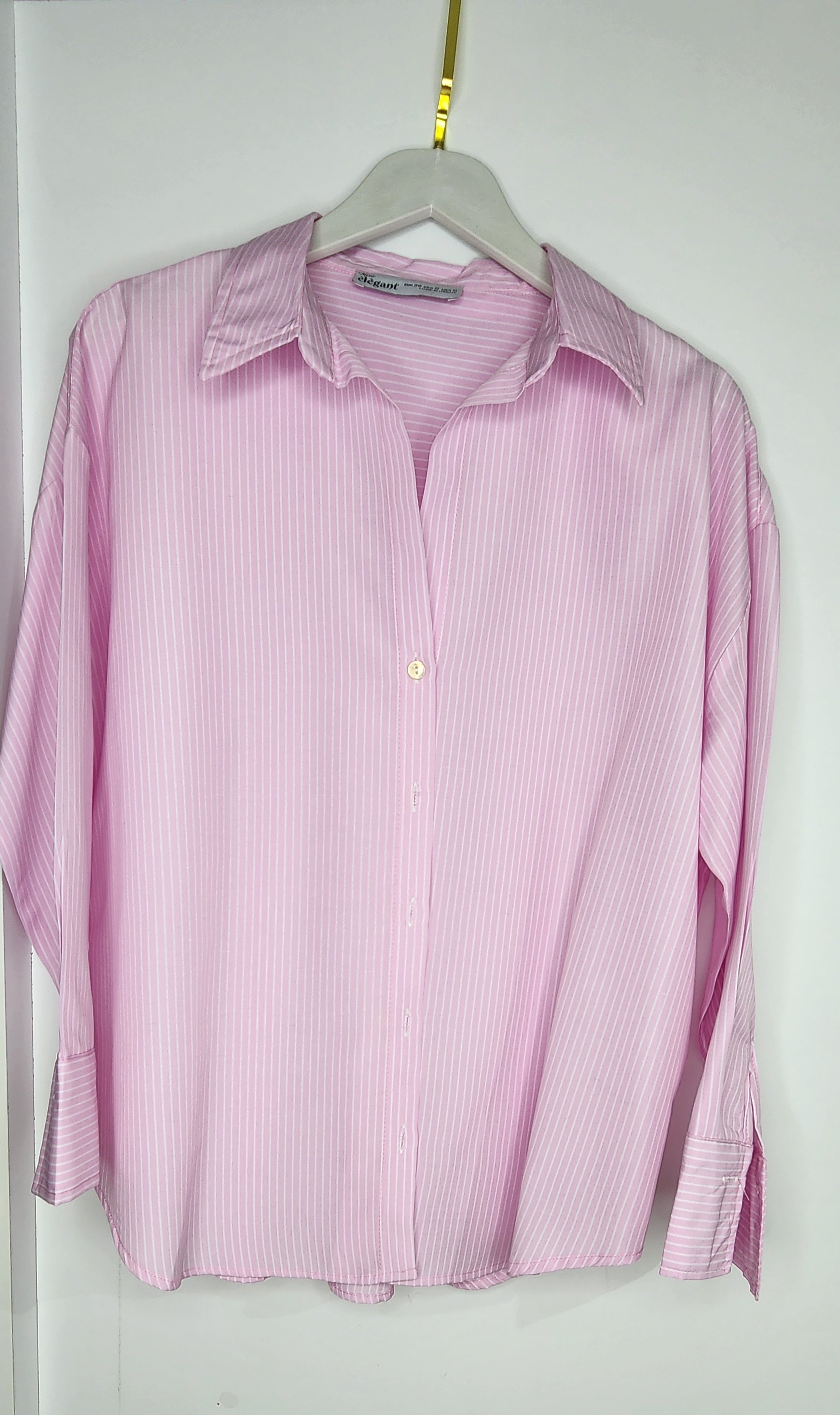 Pembe Çizgili Gömlek