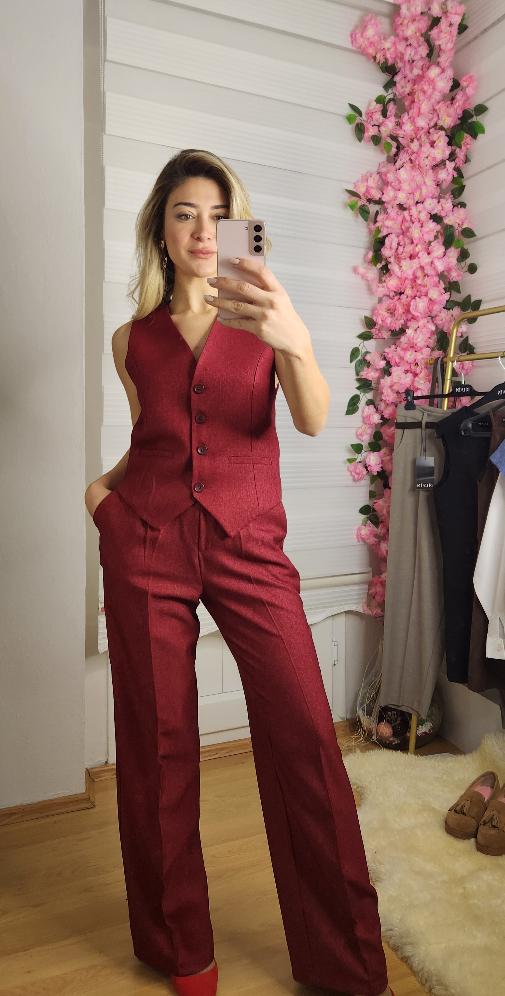 Bordo Yelekli Takım